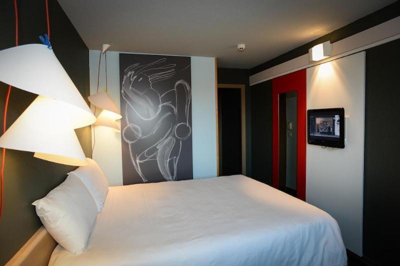 ibis Saint-Lô Hotel Buitenkant foto